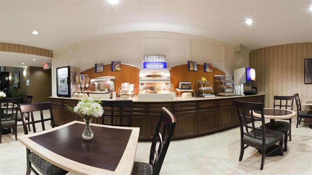 Holiday Inn Express Houston North-1960 Champions Area Louetta Ngoại thất bức ảnh