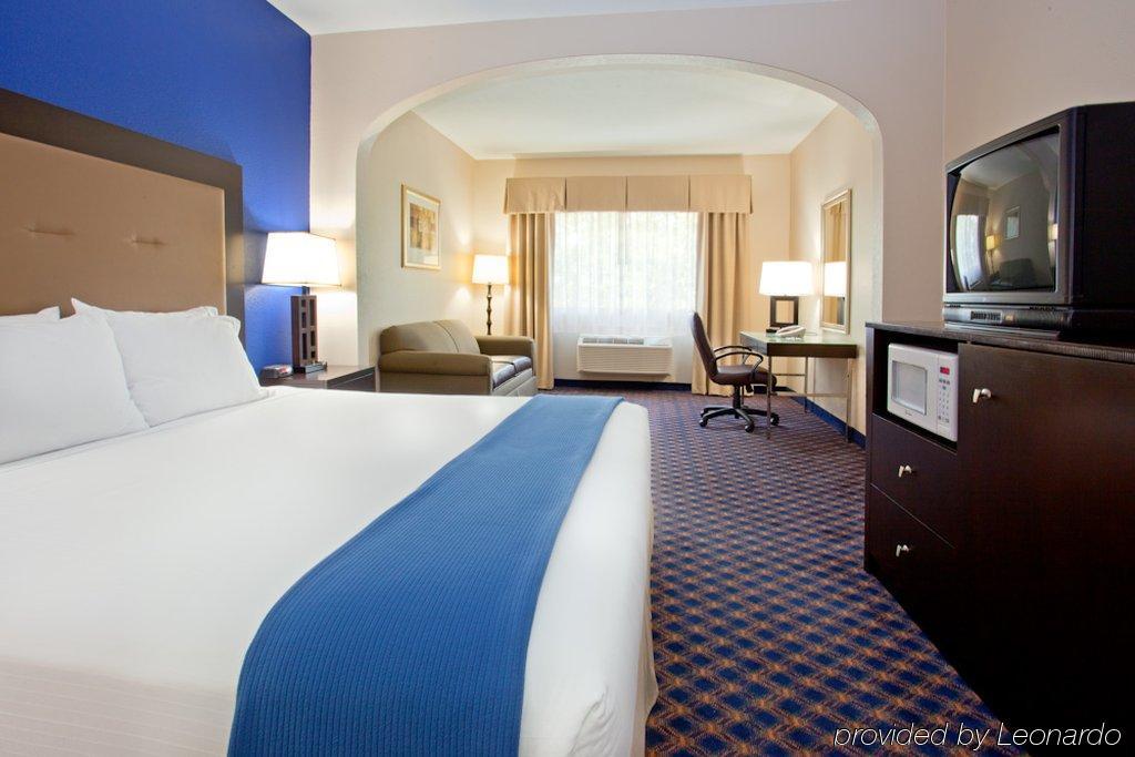 Holiday Inn Express Houston North-1960 Champions Area Louetta Ngoại thất bức ảnh