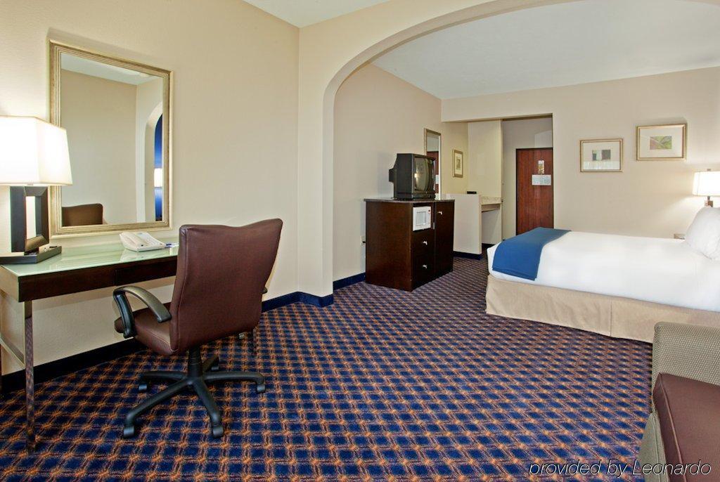 Holiday Inn Express Houston North-1960 Champions Area Louetta Ngoại thất bức ảnh