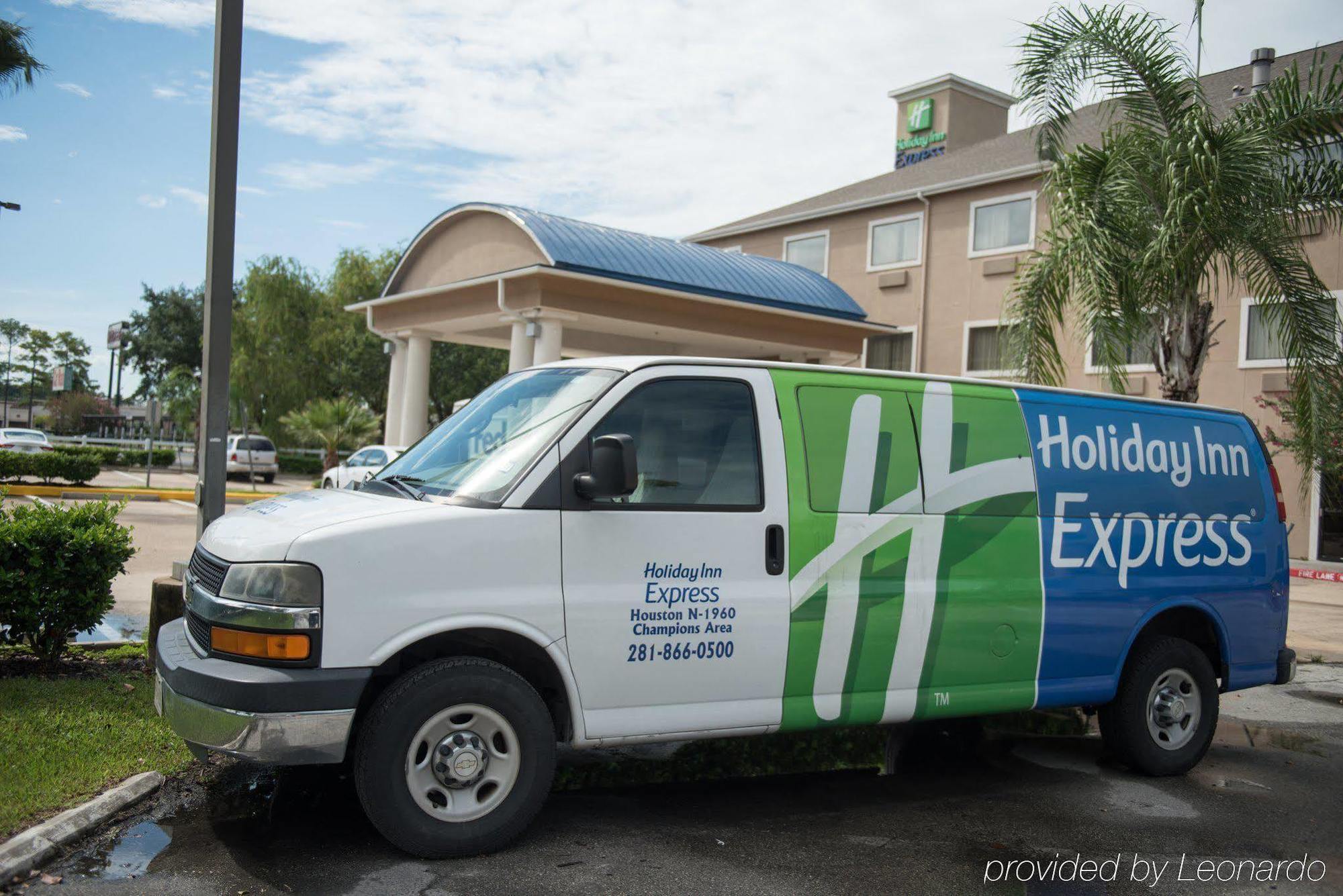 Holiday Inn Express Houston North-1960 Champions Area Louetta Ngoại thất bức ảnh