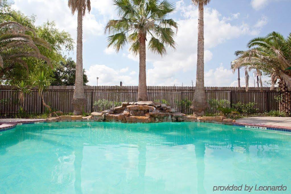 Holiday Inn Express Houston North-1960 Champions Area Louetta Ngoại thất bức ảnh